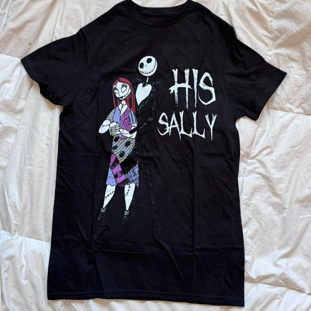 Nightmare before christmas graphic t shirt‎ sz S his Sally hot topic emo goth